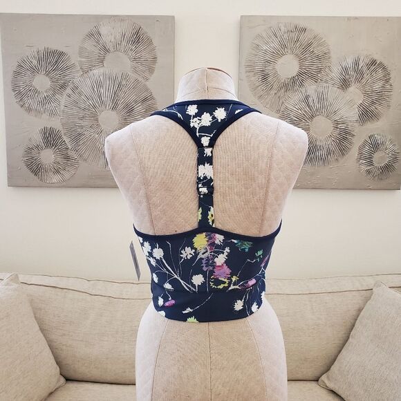 Josie Natori Printed Cropped Top Sports Bra - Picture 8 of 10